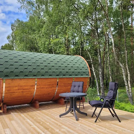 مكان تخييم Norglamp Glamping Hjelmeland