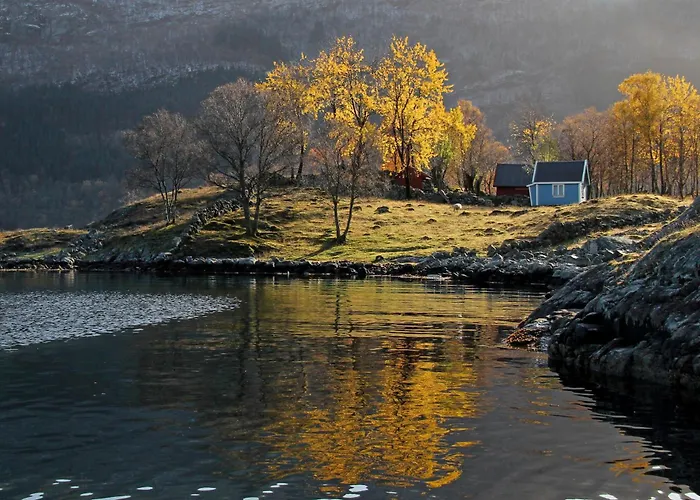 Norglamp Glamping * Hjelmeland