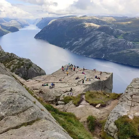 Norglamp Glamping 营地 Hjelmeland