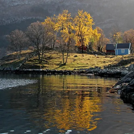 Norglamp Glamping * Hjelmeland